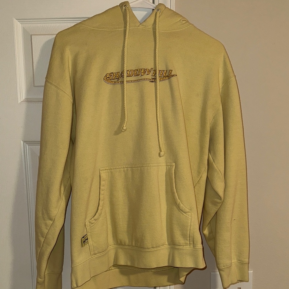Shadow Hill USA yellow giraffe print logo hoodie